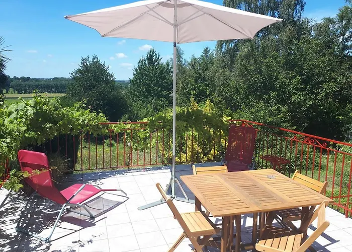 Proche Mont St-michel, Deux Maisons Authentiques Au Coeur De La Nature, Domaine De L'angeviniere