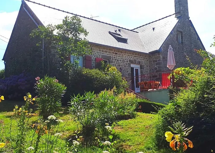 Proche Mont St-michel, Deux Maisons Authentiques Au Coeur De La Nature, Domaine De L'angeviniere بيت للعطل *
