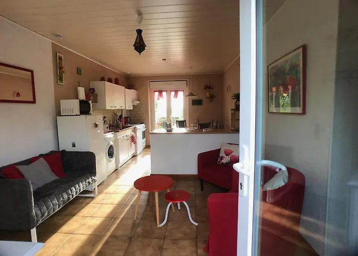 Proche Mont St-michel, Deux Maisons Authentiques Au Coeur De La Nature, Domaine De L'angeviniere بيت للعطل *