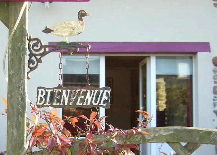 Proche Mont St-michel, Deux Maisons Authentiques Au Coeur De La Nature, Domaine De L'angeviniere بيت للعطل Saint-Laurent-de-Terregatte