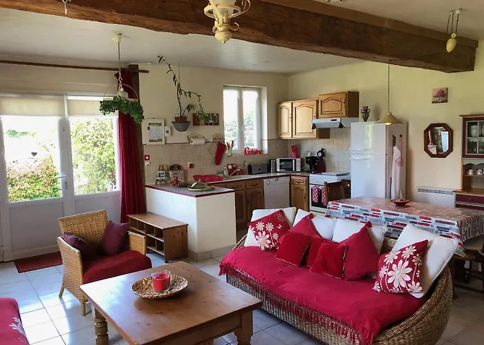 Proche Mont St-michel, Deux Maisons Authentiques Au Coeur De La Nature, Domaine De L'angeviniere